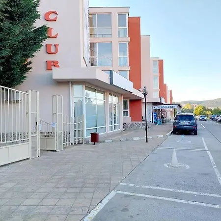 Nessebar Club 363 Sluneční pobřeží